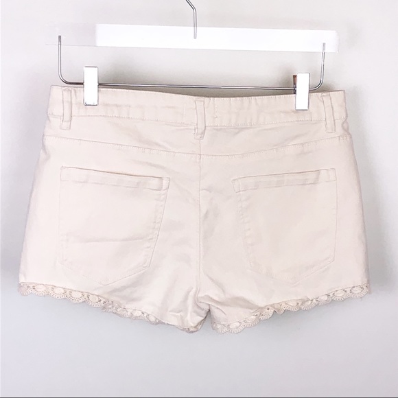 Forever 21 | Crochet Premium Denim | 29 - Picture 3 of 7